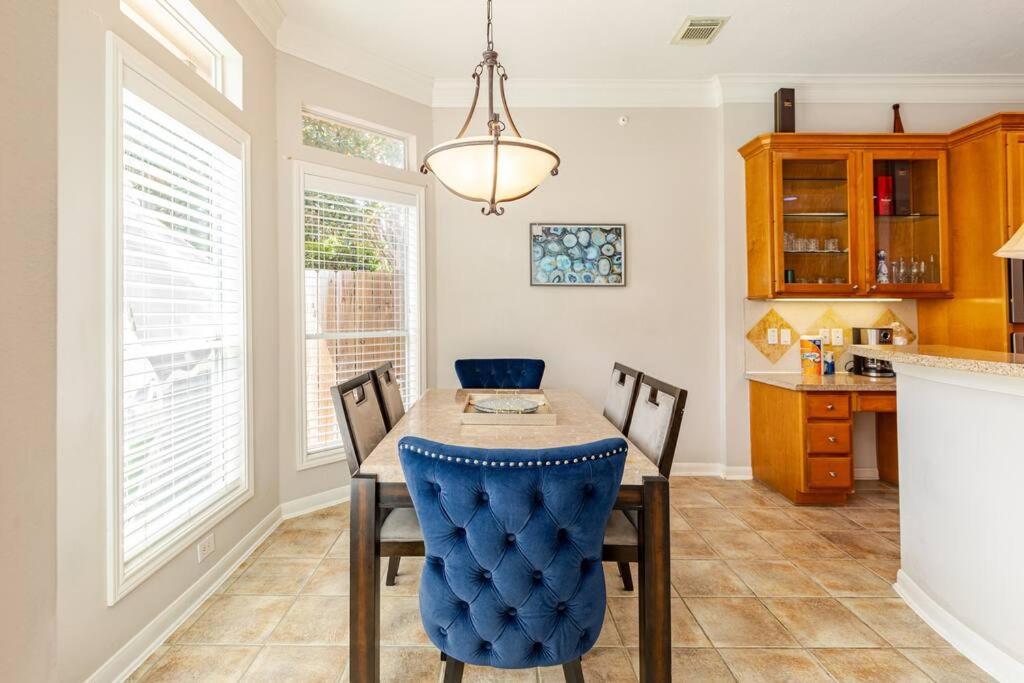 Insperit Home At Galleria With Heated Pool Spa Houston Exterior foto